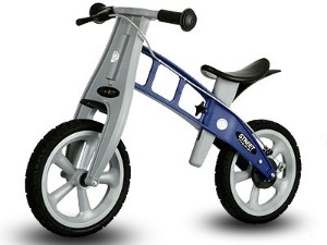 Loopfiets FirstBIKE Street PU (massieve banden) Loopfiets FirstBIKE Street PU (massieve banden)